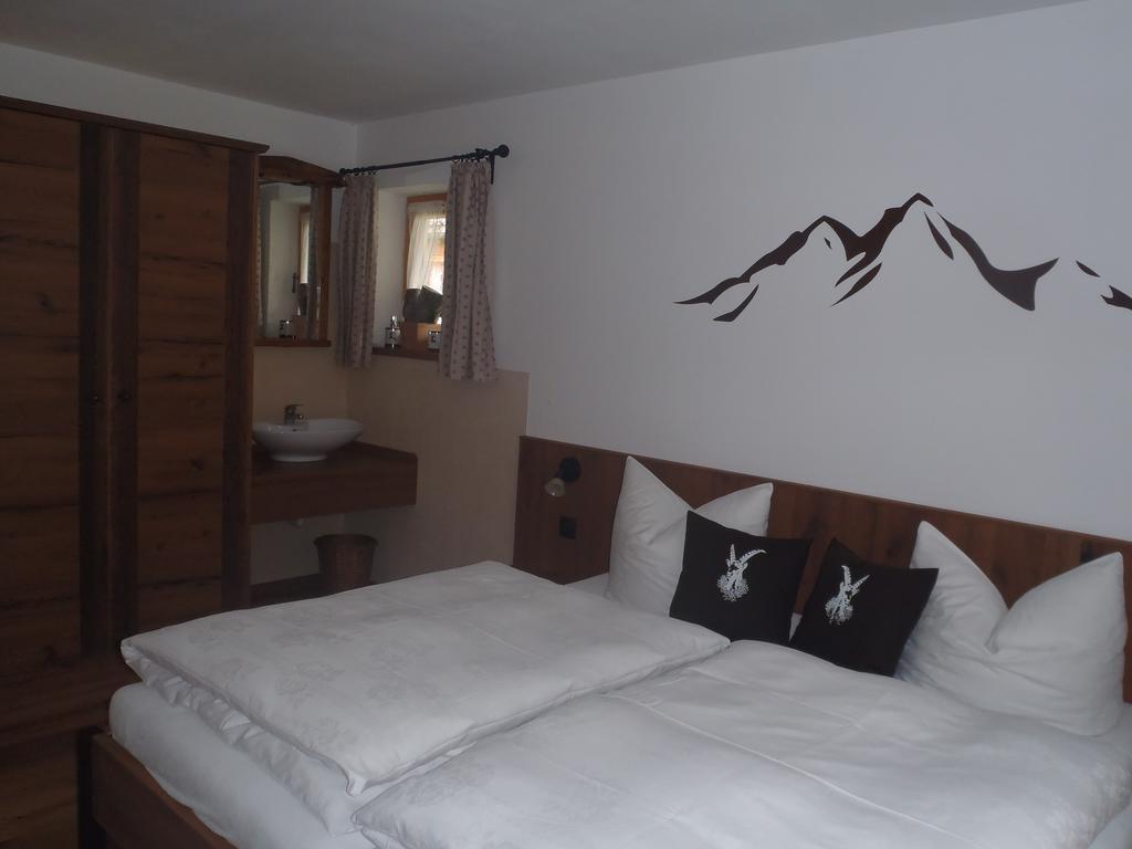 Ferienhaus Bergfreund Mittenwald Værelse billede