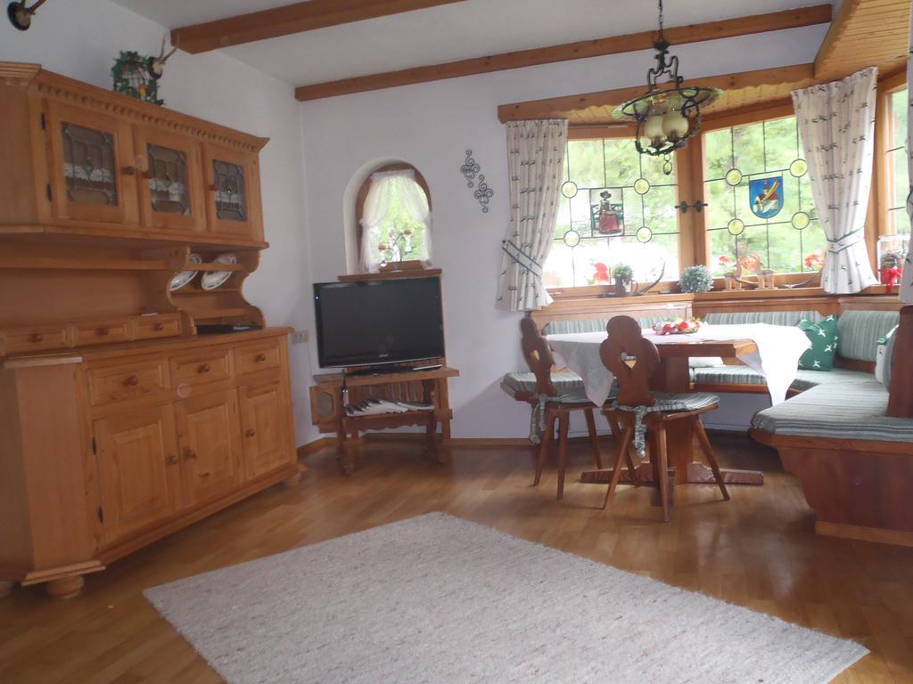 Ferienhaus Bergfreund Mittenwald Værelse billede